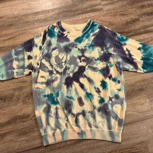 Natural Life Tie-Dye Pullover in Blue and Cream